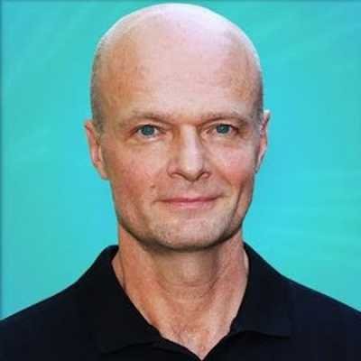 Dr Sten Ekberg